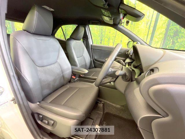 Toyota YARIS CROSS 2025-04 7227740-7