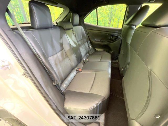 Toyota YARIS CROSS 2025-04 7227740-8