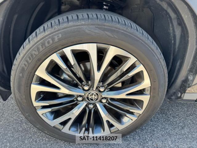 Toyota YARIS CROSS 2023-03 7227736-9