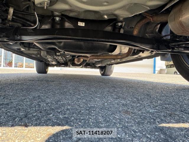 Toyota YARIS CROSS 2023-03 7227736-4