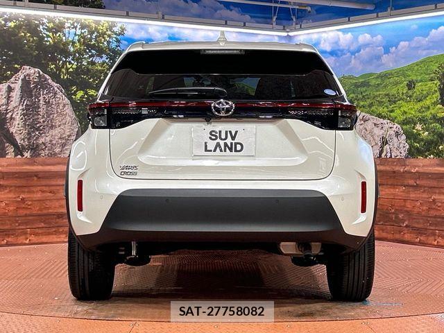 Toyota YARIS CROSS 2020-11 7227729-14