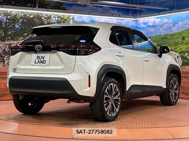 Toyota YARIS CROSS 2020-11 7227729-16