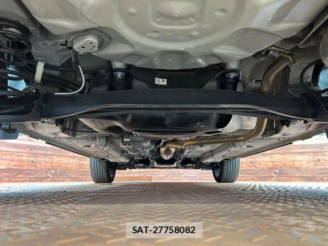 Toyota YARIS CROSS 2020-11 7227729-18