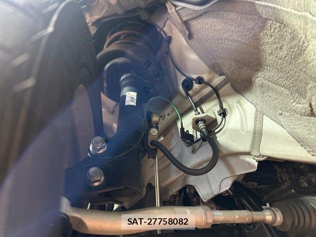 Toyota YARIS CROSS 2020-11 7227729-19