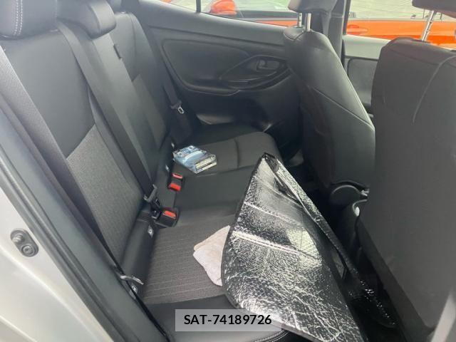 Toyota YARIS CROSS 2023-08 7227739-12