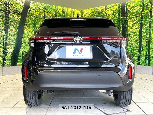 Toyota YARIS CROSS 2021-06 7227731-14