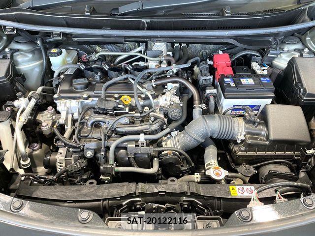 Toyota YARIS CROSS 2021-06 7227731-17