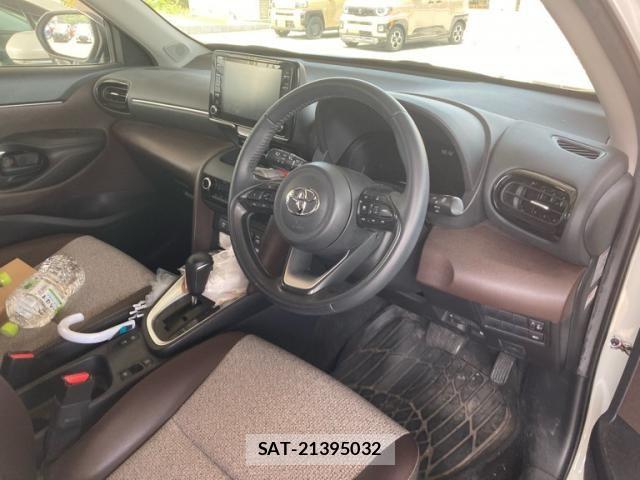 Toyota YARIS CROSS 2020-11 7227730-7