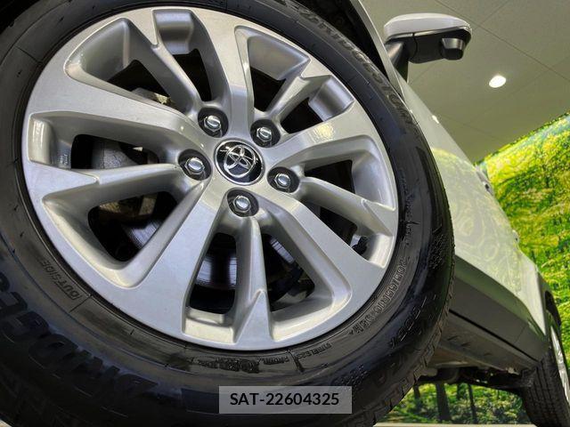 Toyota YARIS CROSS 2024-12 7227737-12
