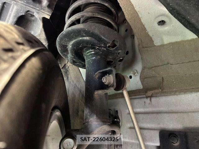Toyota YARIS CROSS 2024-12 7227737-19