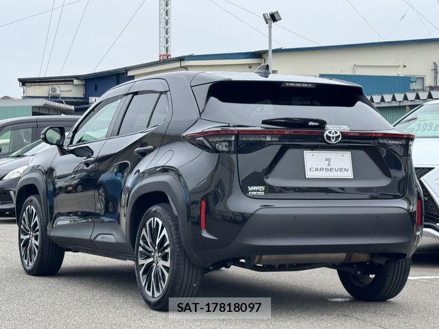 Toyota YARIS CROSS 2025-03 7227742-7