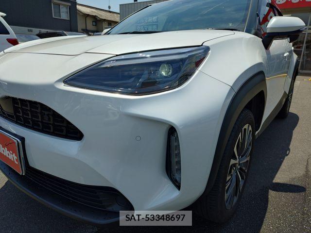 Toyota YARIS CROSS 2023-11 7252980-12