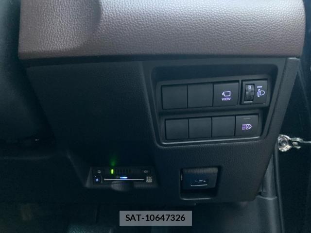 Toyota YARIS CROSS 2021-07 7273345-17