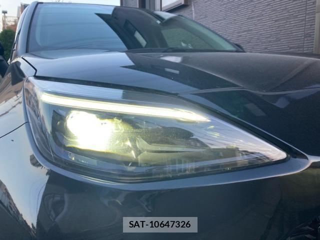 Toyota YARIS CROSS 2021-07 7273345-23
