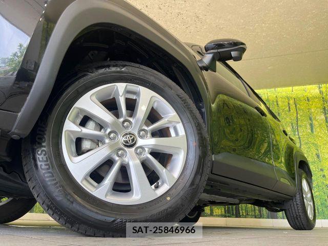 Toyota YARIS CROSS 2024-05 7273346-13