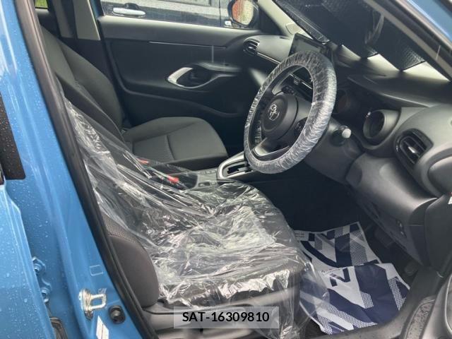 Toyota YARIS CROSS 2023-02 7331475-12