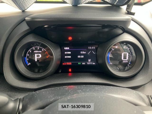 Toyota YARIS CROSS 2023-02 7331475-16