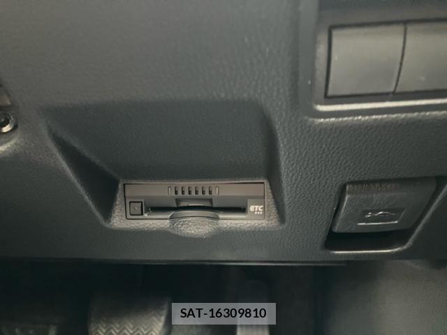 Toyota YARIS CROSS 2023-02 7331475-24