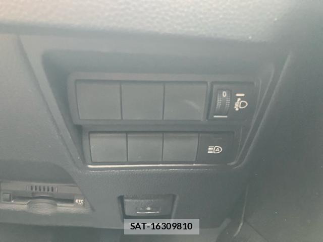 Toyota YARIS CROSS 2023-02 7331475-25