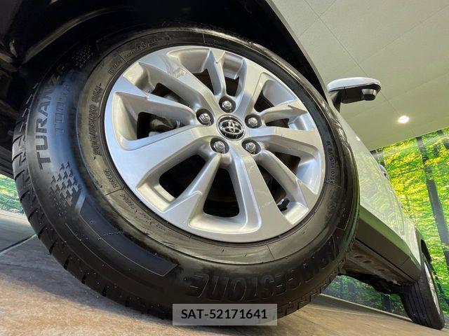 Toyota YARIS CROSS 2025-06 7331477-13