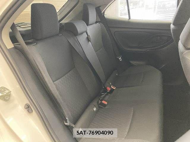 Toyota YARIS CROSS 2024-10 7360671-12