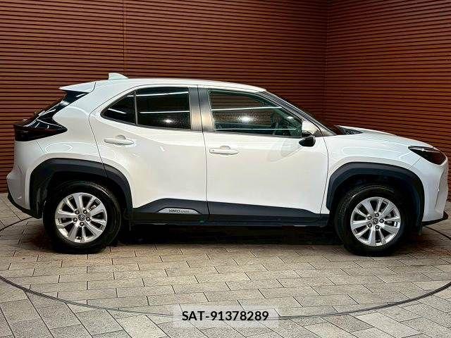 Toyota YARIS CROSS 2024-12 7360662-17