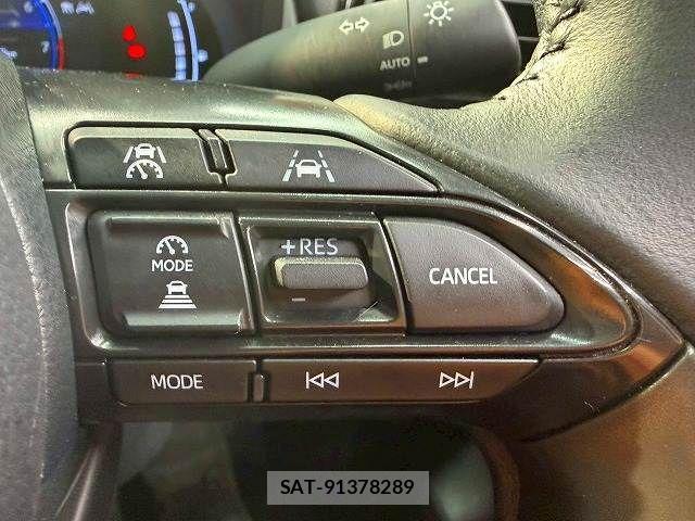Toyota YARIS CROSS 2024-12 7360662-4