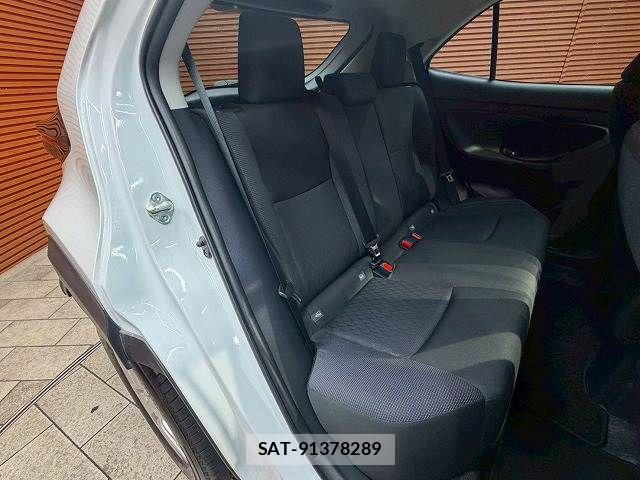 Toyota YARIS CROSS 2024-12 7360662-8