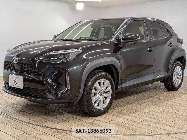 Toyota YARIS CROSS 2021-07 7360675-14