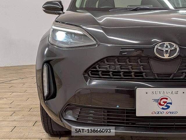 Toyota YARIS CROSS 2021-07 7360675-18
