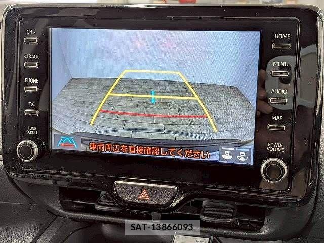 Toyota YARIS CROSS 2021-07 7360675-3