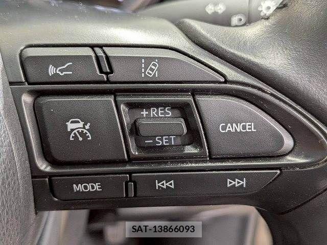 Toyota YARIS CROSS 2021-07 7360675-6