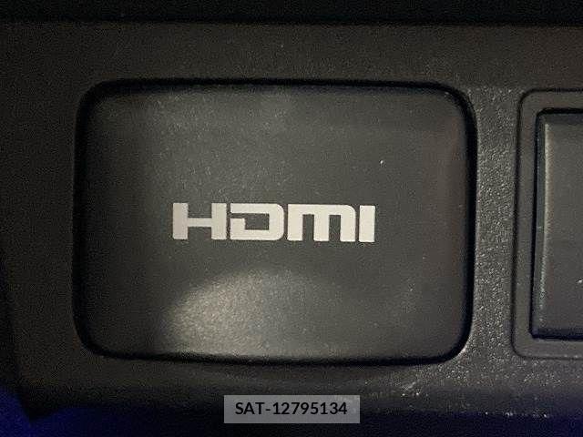 Toyota YARIS CROSS 2024-12 7360663-10