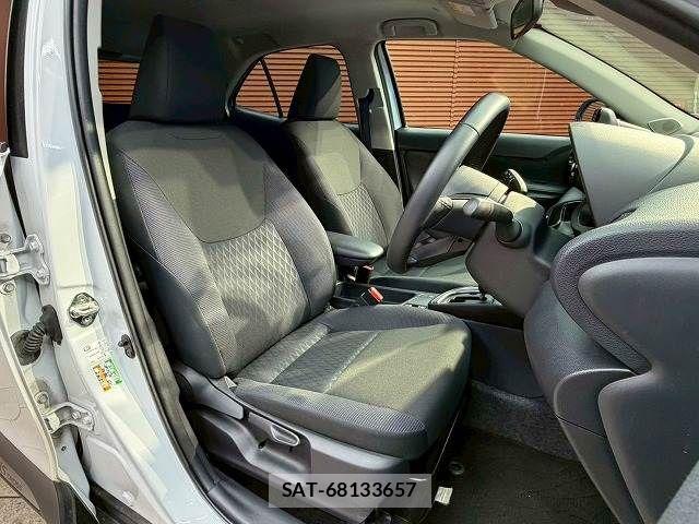 Toyota YARIS CROSS 2024-12 7360655-7