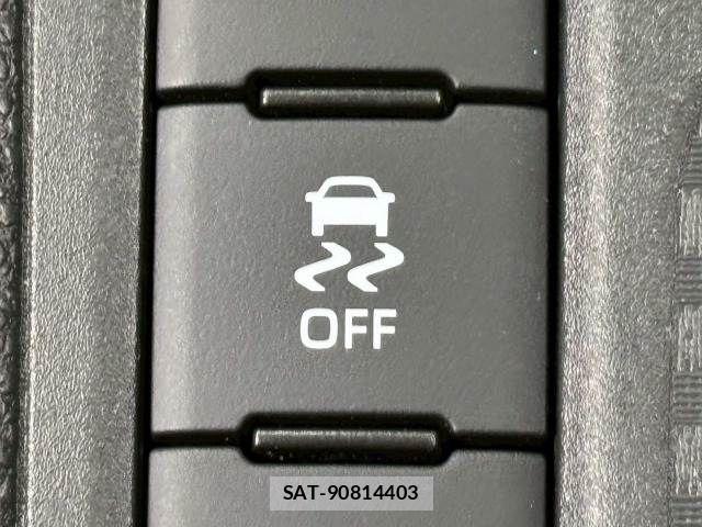 Toyota YARIS CROSS 2024-12 7360667-11