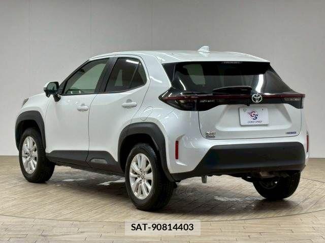 Toyota YARIS CROSS 2024-12 7360667-16