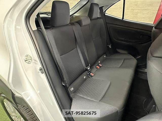 Toyota YARIS CROSS 2024-12 7360668-9
