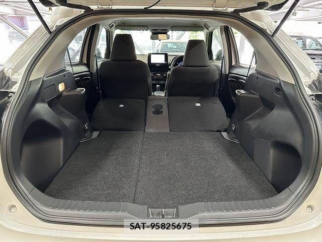Toyota YARIS CROSS 2024-12 7360668-19