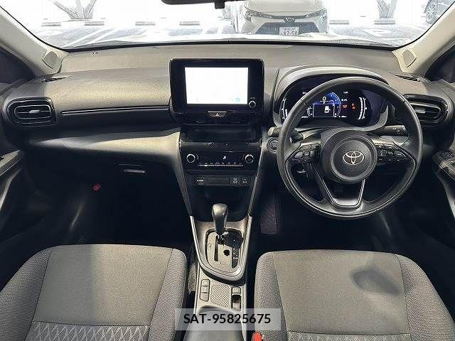 Toyota YARIS CROSS 2024-12 7360668-2