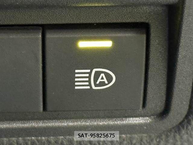 Toyota YARIS CROSS 2024-12 7360668-5