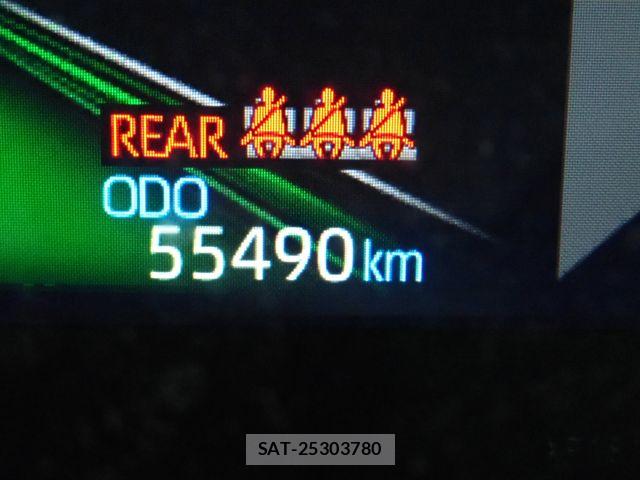 Toyota YARIS CROSS 2023-02 7360651-12