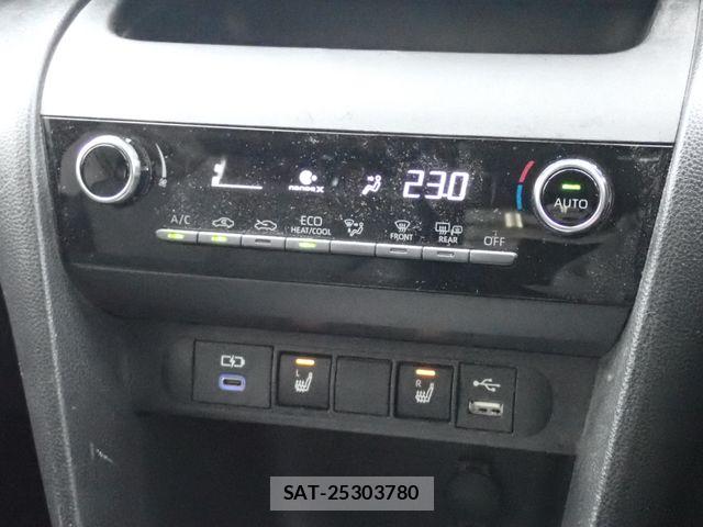 Toyota YARIS CROSS 2023-02 7360651-16