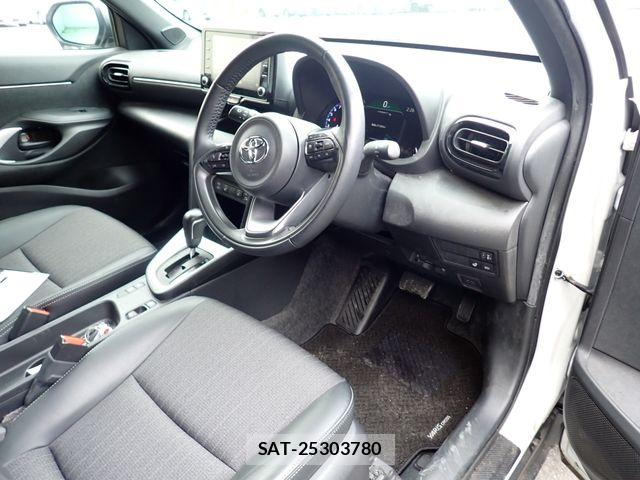 Toyota YARIS CROSS 2023-02 7360651-1