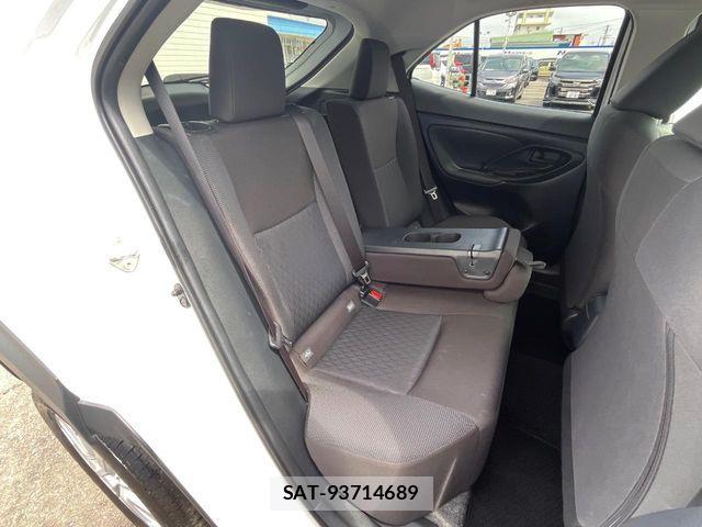 Toyota YARIS CROSS 2025-06 7360674-9