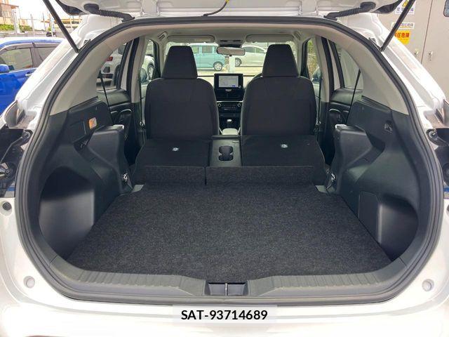 Toyota YARIS CROSS 2025-06 7360674-10