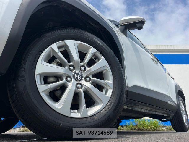 Toyota YARIS CROSS 2025-06 7360674-13