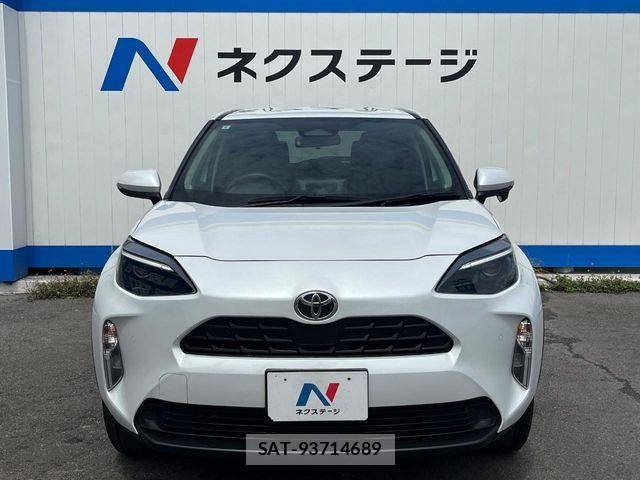 Toyota YARIS CROSS 2025-06 7360674-14