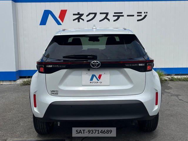 Toyota YARIS CROSS 2025-06 7360674-15