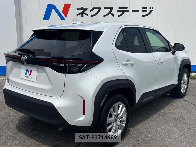 Toyota YARIS CROSS 2025-06 7360674-17