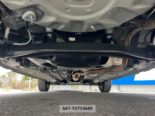 Toyota YARIS CROSS 2025-06 7360674-19